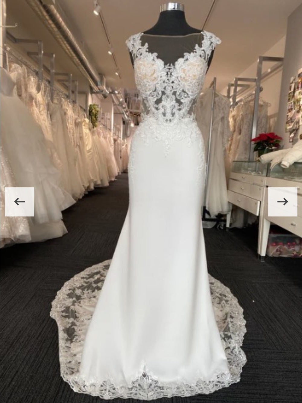 Pronovias White Lace Appliqué Sheath Wedding Dress